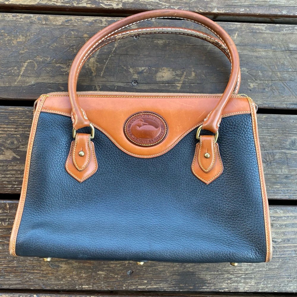 Dooney and Bourke vintage shoulder bag